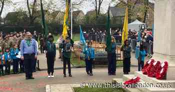 Photos: Redbridge residents honour the fallen at Remembrance events