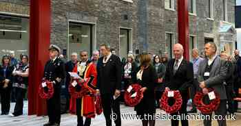 Tower Hamlets marks Remembrance - in pictures