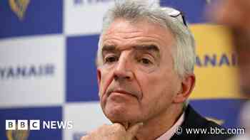 Ryanair boss defends remarks on teachers after backlash