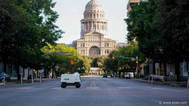 New delivery robots zipping around Austin amid Uber Eats collaboration