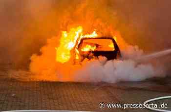 FW Bocholt: Fahrzeugbrand am Einfamilienhaus