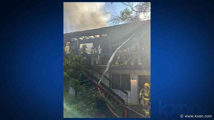 AFD: 'Multiple apartments' catch fire in Southeast Austin apartment complex