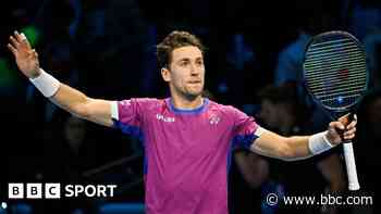 Ruud stuns out-of-sorts Alcaraz at ATP Finals