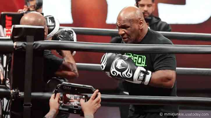 Video: Mike Tyson shows he's not your typical 58-year-old during open workout