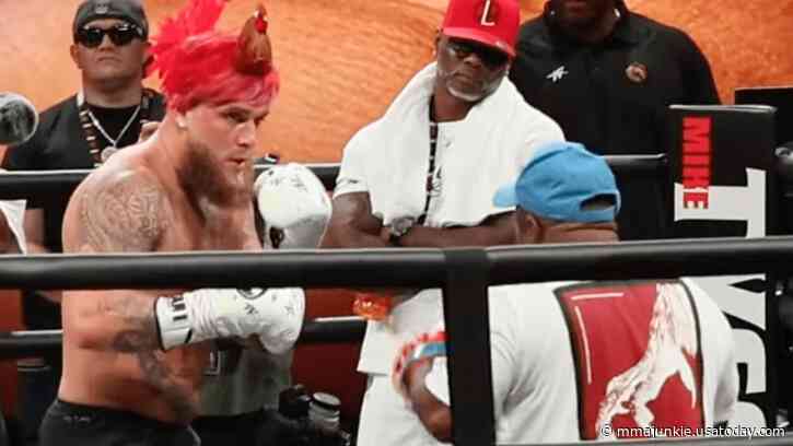 Video: Jake Paul gives charismatic open workout, promises knockout of Mike Tyson