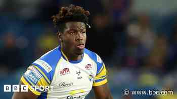 Salford sign France international prop Sangare