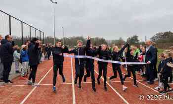 Atletiekbaan in Abcoude geopend