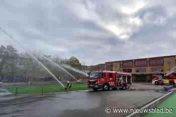 Brandweer oefent op schoolsite OLVI-Pius X