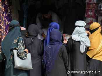 Iran, le donne contro il velo chiuse in una clinica: il silenzio delle femministe