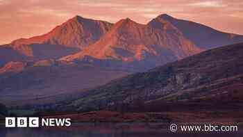 Why the name of a national park was switched from Snowdonia to Eryri