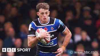 Centre Hennessey signs 'long-term' Bath deal