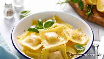 Hausgemachte Ravioli füllen: Ricotta trifft auf aromatische Salbei-Butter