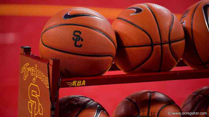 Desmond Claude, USC hold off hot-shooting UT Arlington