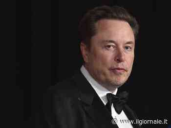 Da Elon Musk nessuna invasione di campo