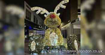 The 'ginormous' light-up reindeer putting a smile on Romford shoppers' faces