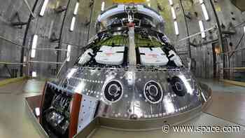 Artemis 2's Orion capsule goes into altitude chamber to prep for 2025 moon mission (photo)