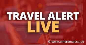 Delays building on major Oxford road with lane blocked