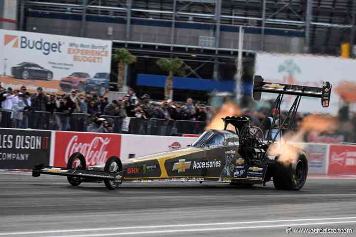 John Force Racing teams reach NHRA Finals with momentum