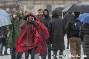 ‘Messy mixture of rain, sleet and snow’ forecast for parts of UK next week