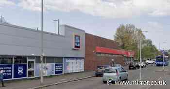 Knife-wielding thug stabs Glasgow Aldi cashier as brave supermarket staff give chase