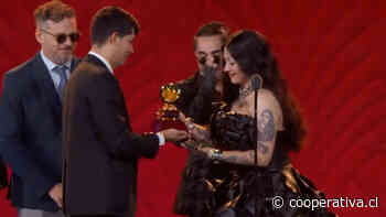 Mon Laferte gana el Latin Grammy a Mejor Álbum Alternativo