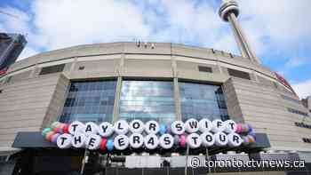 Taylor Swift's motorcade has arrived at Rogers Centre ahead of first of 6 shows