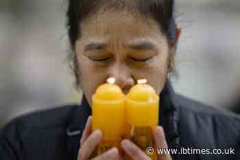 Live-streamed Prayers For Stressed S. Korean Exam Parents