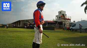 One of the world's oldest jockeys is hanging up the reins after 55 years in the saddle