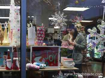 Photo Gallery: Downtown Delights shopping event in Sylvania