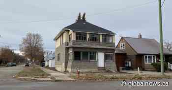 Abandoned Moose Jaw home with feral kittens sparks anger from the community