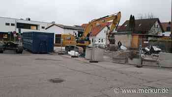 Am Volksfestplatz sind die ersten Bagger angerückt