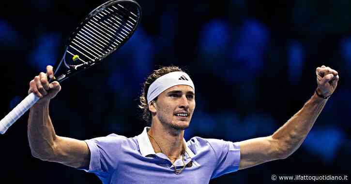 Atp Finals, è Zverev l’anti-Sinner: batte in due set Alcaraz e lo elimina