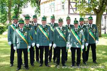 Hatzfelder-Kompanie des Bürgerschützenvereins Schloß Neuhaus vor 100 Jahren gegründet