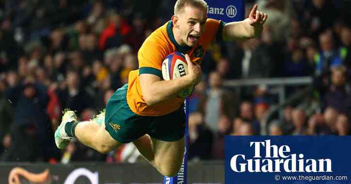 High-flying Wallabies are favourites but must avoid slipping on Welsh banana skin | Angus Fontaine