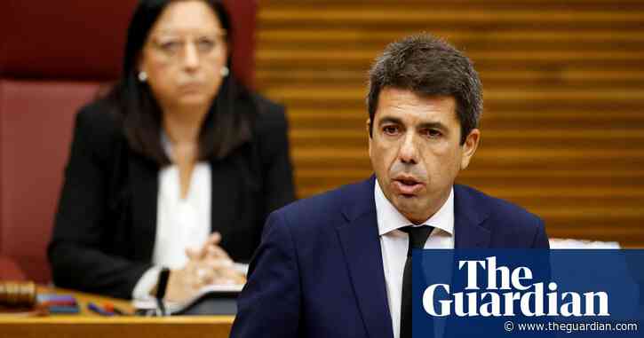 Valencia's president apologises for handling of floods – video