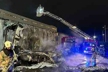 Brandweer vermijdt dat brand van vrachtwagen naar fabrieksgebouw Viangro overslaat