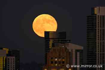 Supermoon to light up UK skies tonight - best way to watch stunning Beaver Moon