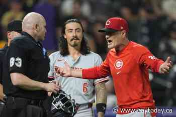 Blue Jays hire former Reds manager David Bell for front-office role