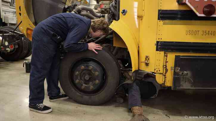 Juneau high school students get hands-on experience with new Diesel 101 class