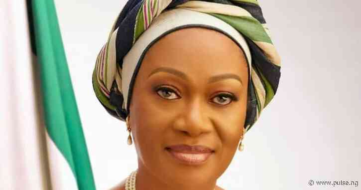 Yuletide: First Lady cautions market women against hiking food prices