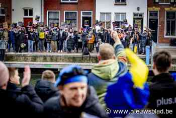 Politie grijpt in bij zwarte piet-protest in Nederland