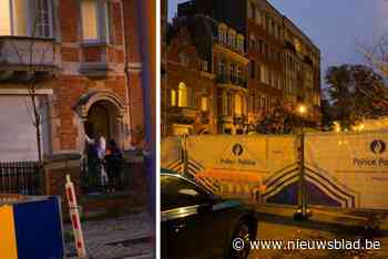 Lichamen van vrouw en twee kinderen gevonden in huis in Elsene, partner gearresteerd: “Uitzonderlijk tragisch”