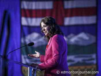 Alberta Premier Danielle Smith to attend embassy Trump inauguration party