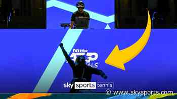 'He's loving it!' | Camera operator pulls out some serious moves at ATP Finals