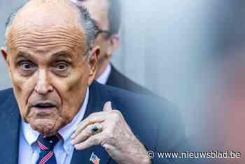 Voormalig Trump-advocaat Rudy Giuliani doet afstand van Mercedes en andere bezittingen na verlies rechtszaak