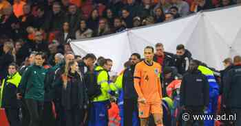 Virgil van Dijk geschrokken van medische noodsituatie tijdens Nederland - Hongarije: ‘Toch wel even eng’