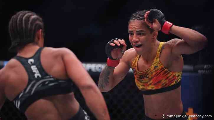 Viviane Araujo def. Karine Silva at UFC 309: Best photos