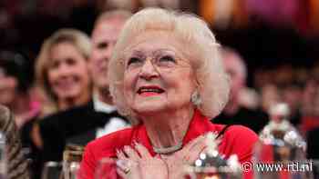 Actrice Betty White postuum geëerd met postzegel