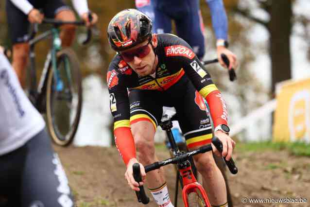 Pechvogel Eli Iserbyt botst op Niels Vandeputte in Hamme