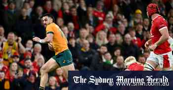 Wallabies overcome red card in eight-try rout of Wales